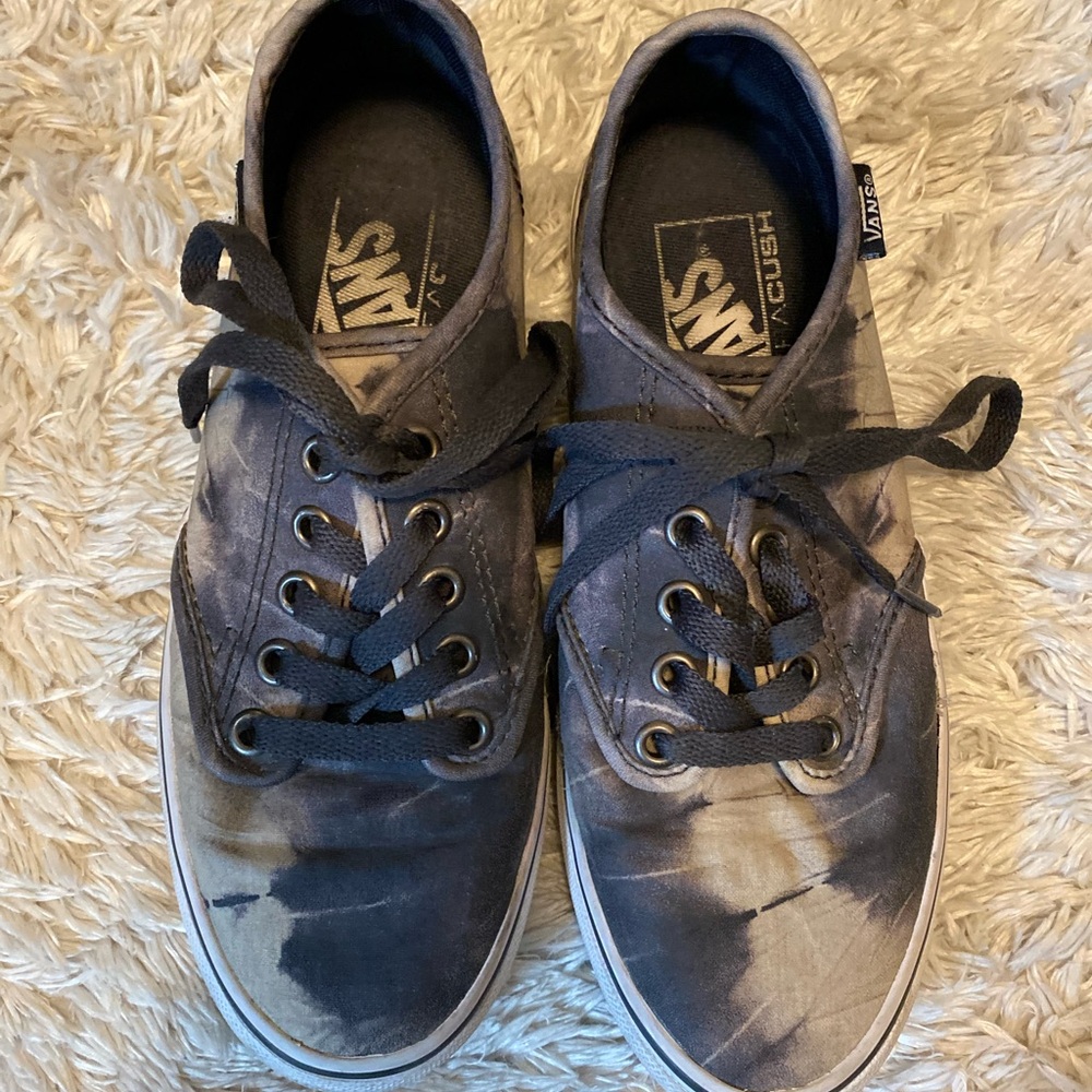 Vans Tie-Dye Sneakers